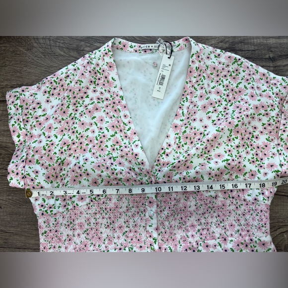 ALICE + OLIVIA Keela Smocked-Waist Button-Front Dress size 10 - Picture 8 of 10